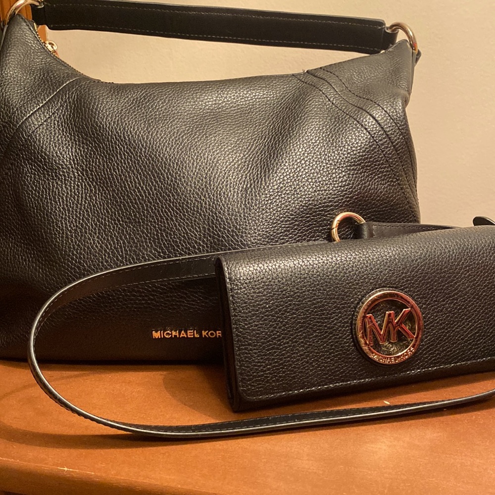 Micheal Kors Purse